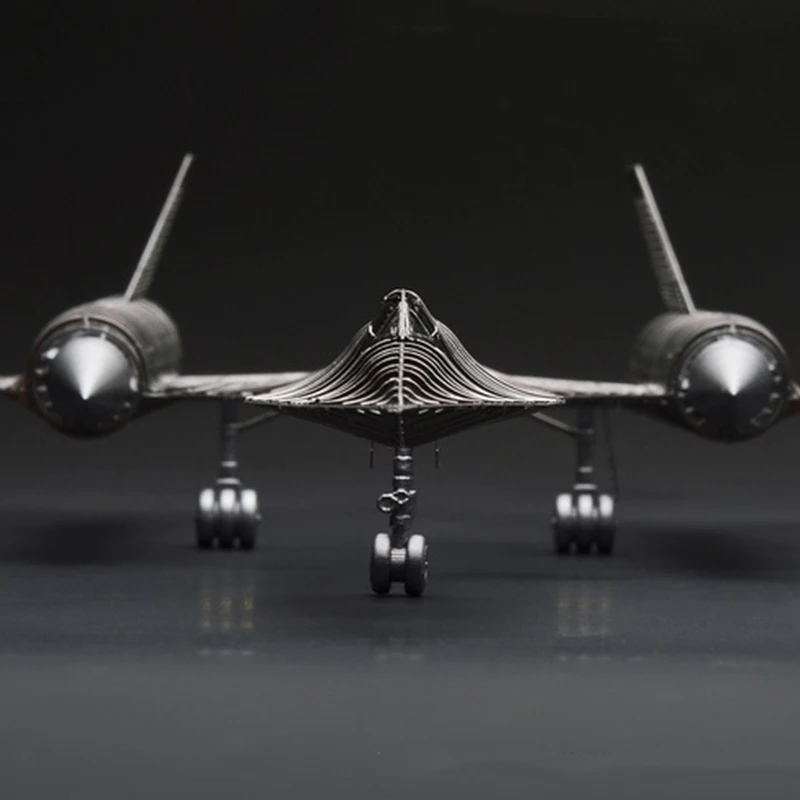 1/144 SR-71A BLACKBIRD Full PE Модель Жасмин 3D сталь Металл DIY шарнир подвижность миниатюрные наборы головоломка игрушка сплайсинга хобби Строительство