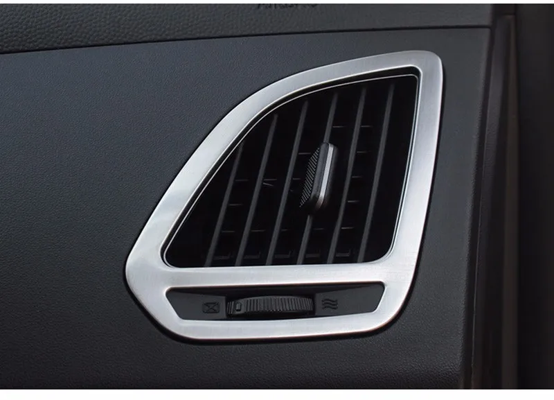 8 car Outlet decoration