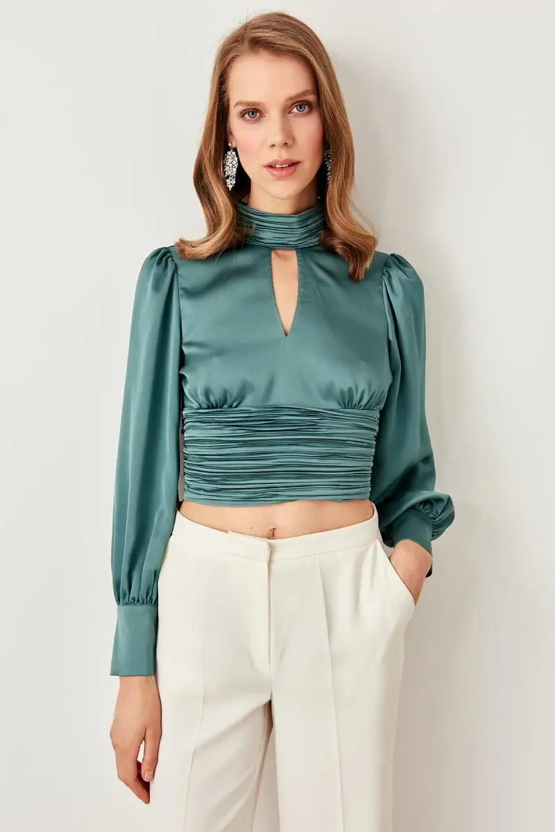 Trendyol Green Nervur detaymi Bluz TPRSS19BB0086 |