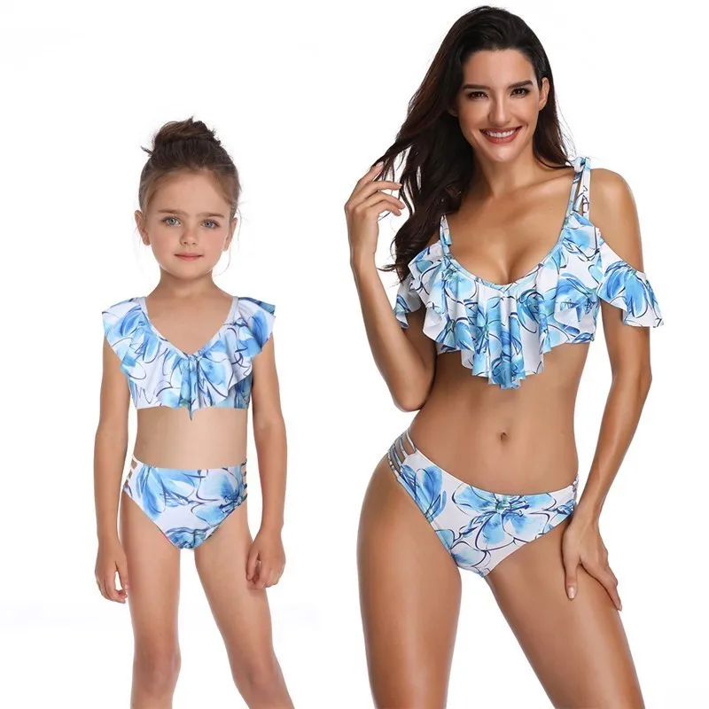 

Bikinis 2019 Mujer Ruffled Parent-Child Swimwear Kids Swimsuit Mother Daughter Beach Dress Blue Floral Family Matching Clothes