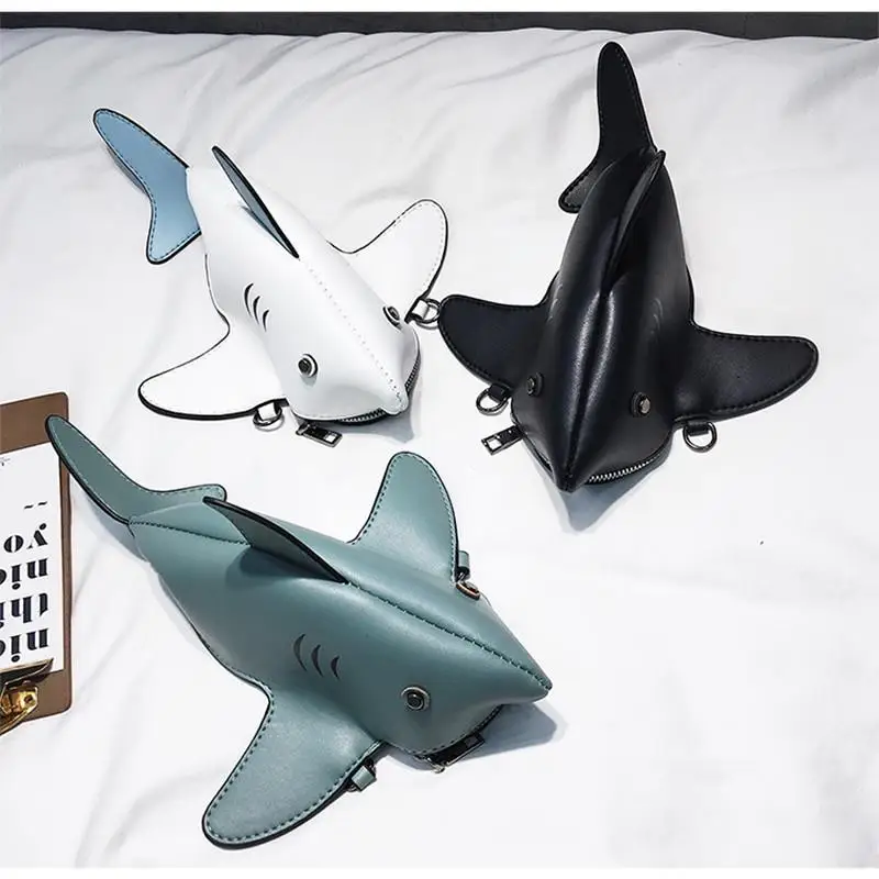 

3D Shark Women Messenger Bags Creative Fashion Lady Handbags Female Cellphone Crossbody Bag Panelled Teenage Girls Shoulder Bag
