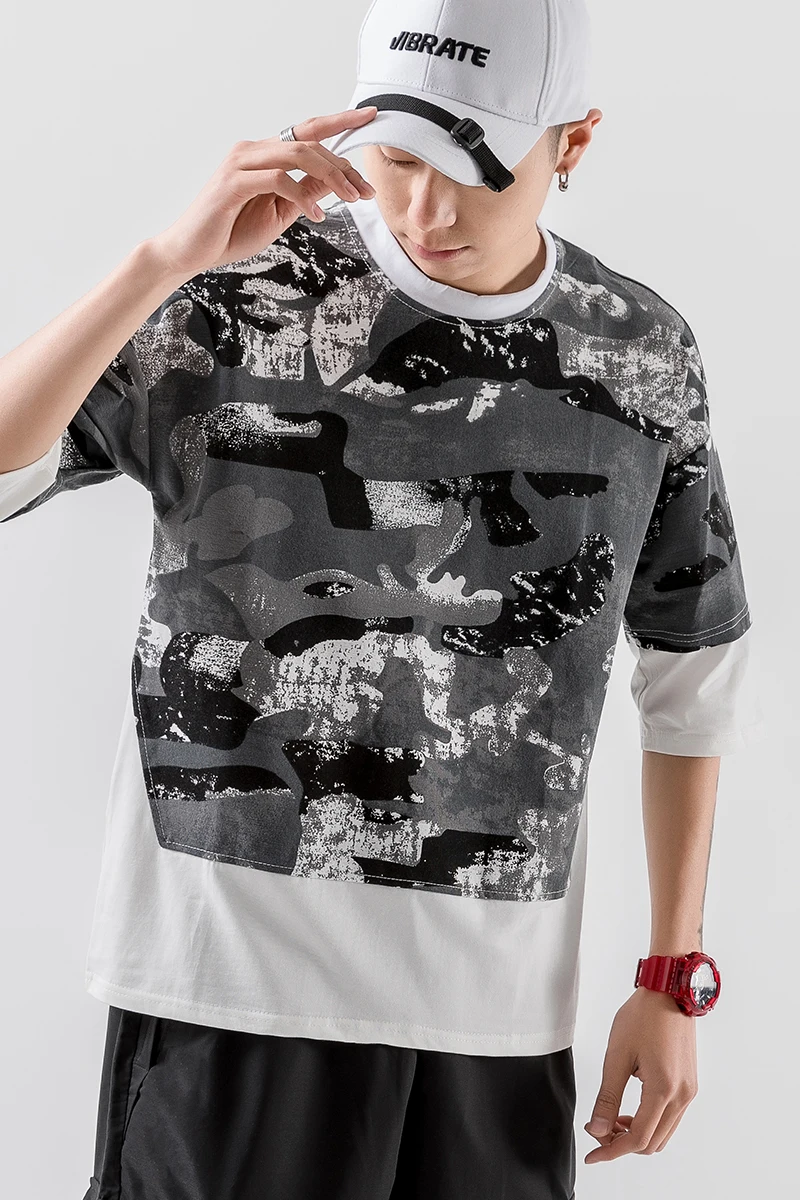

Short-sleeved T-shirt Men's Summer Camouflage Stitching Japanese Loose