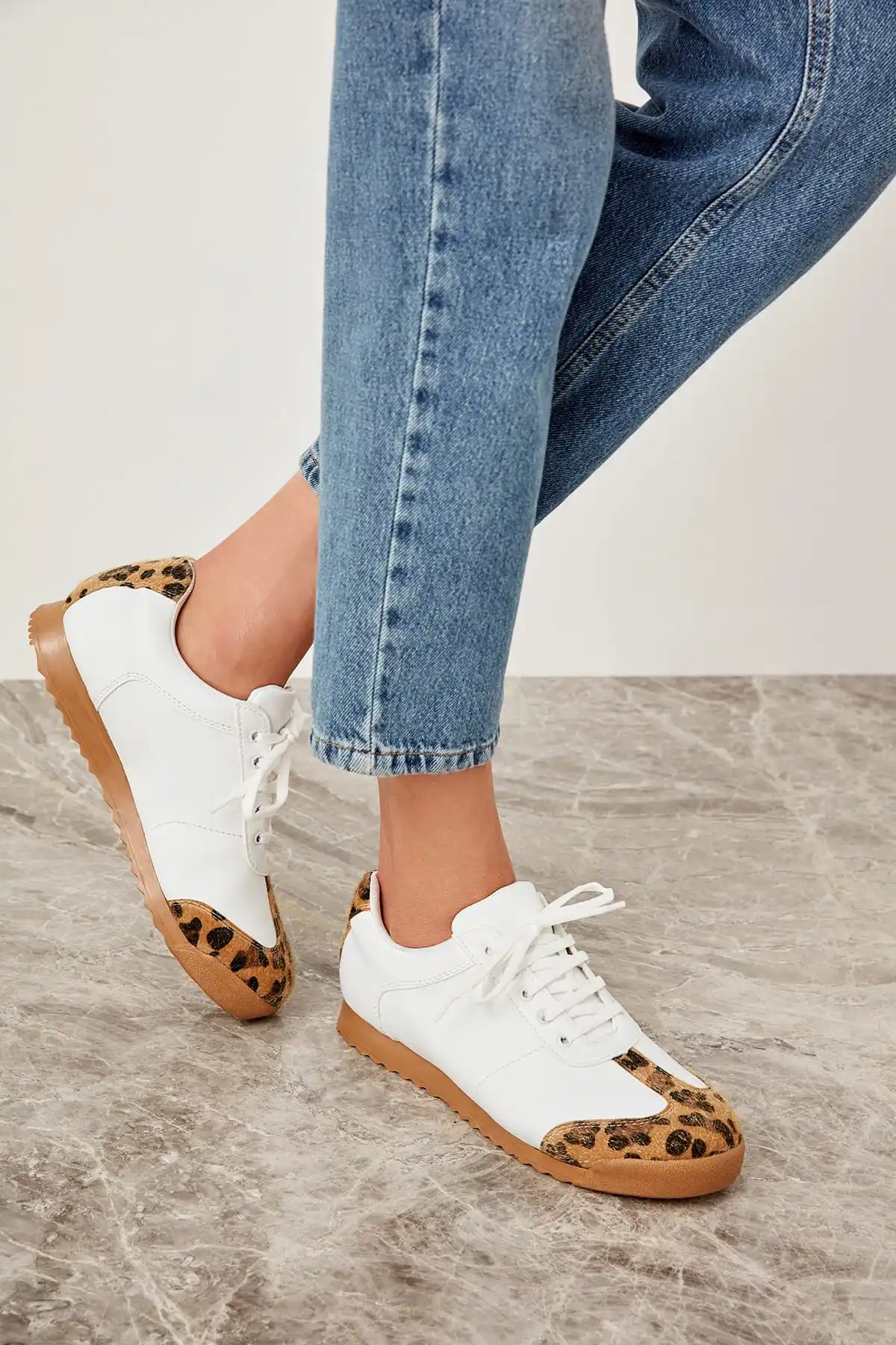 

Trendyol White Leopard Pattern Women's Sneaker TAKSS19CS0029