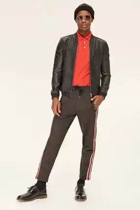 

Black Men's Waterproof zippered side of the striped tracksuit bottom pants TMNAW19SE0113