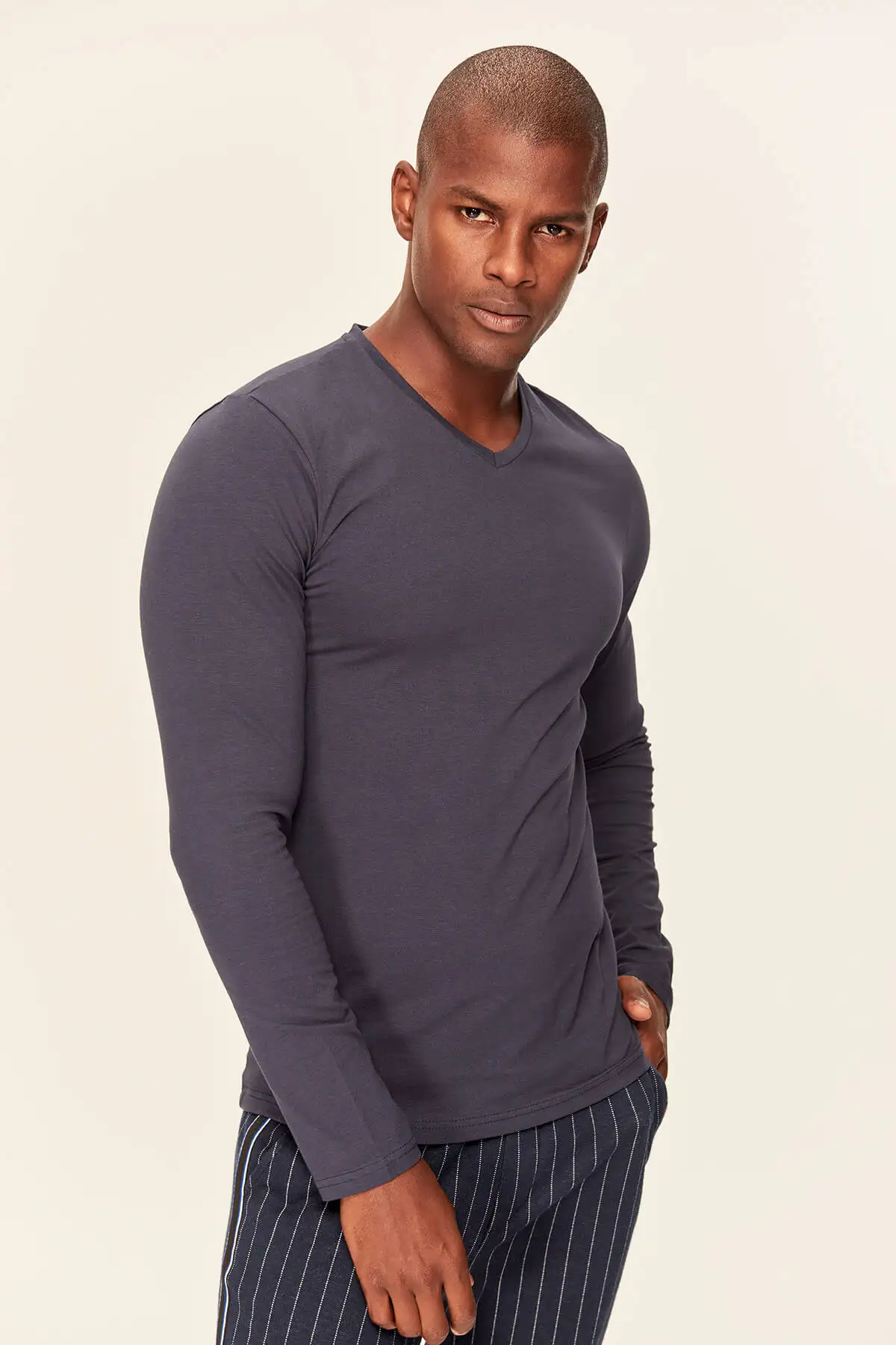 Trendyol Navy Men's T-Shirt Presser - Flexible Fabric Slim Fit Long Sleeve V Neck TMNAW19BO0005 | Мужская одежда