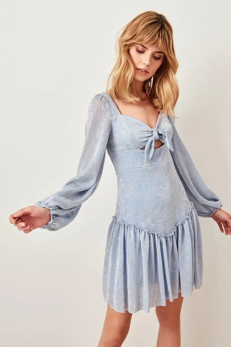 

Trendyol Blue Chest Low-Cut Dress TPRSS19FZ0186