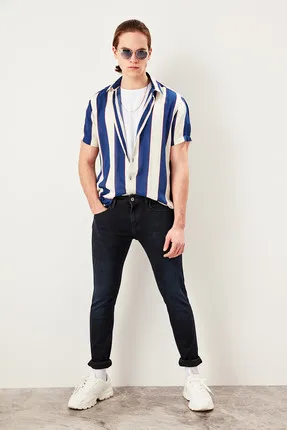

Navy Men's Slim Fit Jeans TMNSS19TS0007