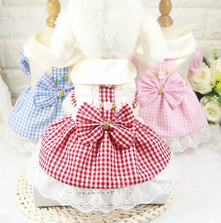 

Spring and Summer New Dog Pet Cat Clothes Decorated with Retro Chequered Skirt