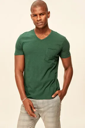 

Green Presser Men's T-Shirt - Slim Fit Short Sleeve V Neck Pocket Detail TMNSS19BO0003