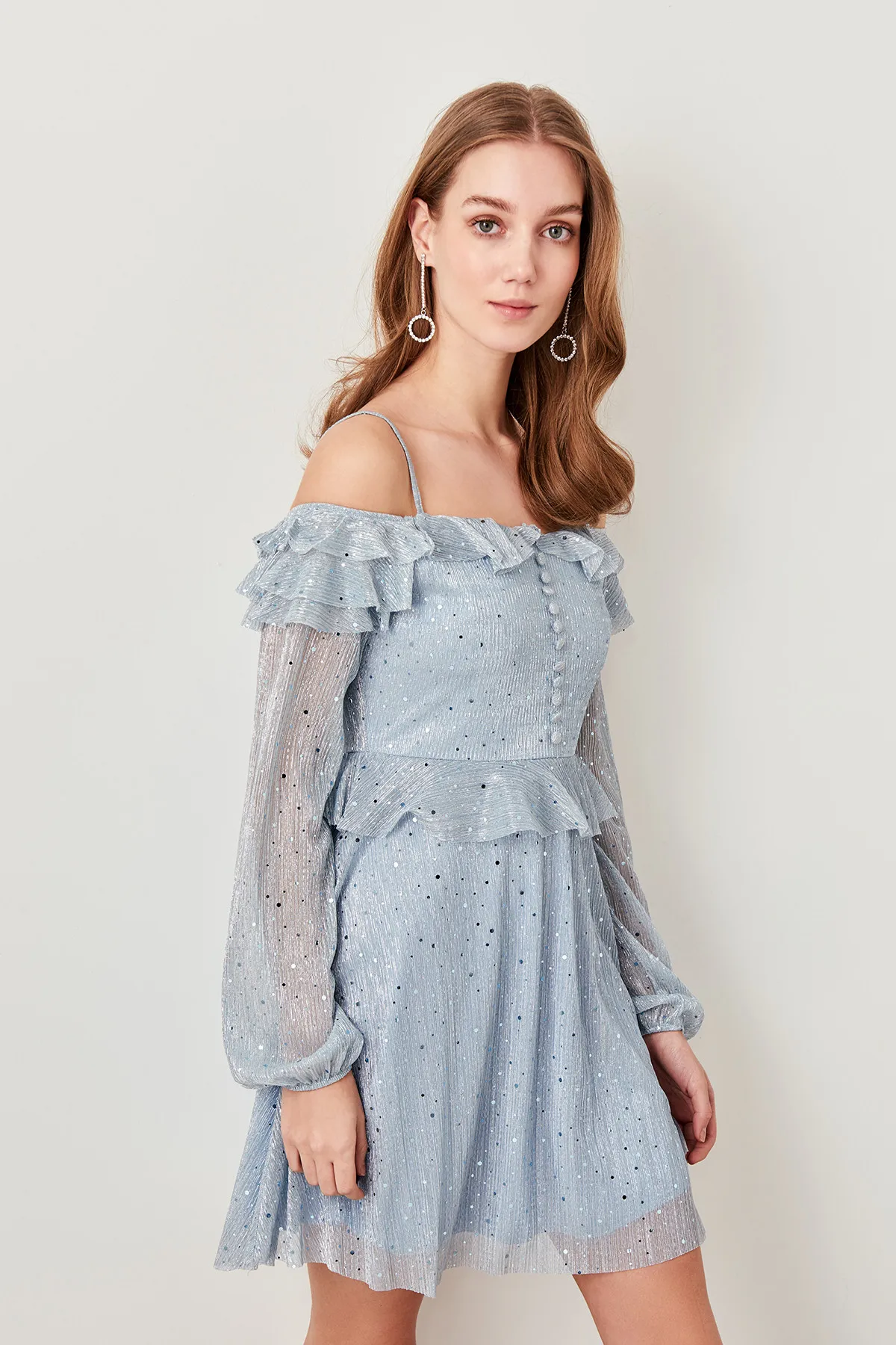 Trendyol платье с открытыми плечами синего цвета TPRSS19FZ0249 | Свадьбы и торжества