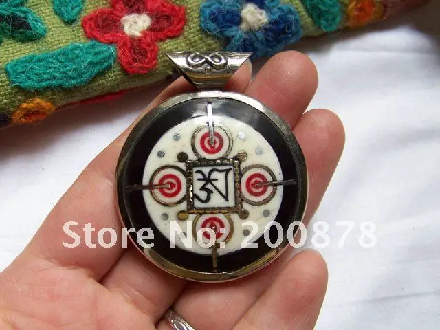 Tibet JewelryTBP246 тибетские TAIJI подвески-Амулеты, OM двойные стороны totem ox кости талисманы Будда глаз