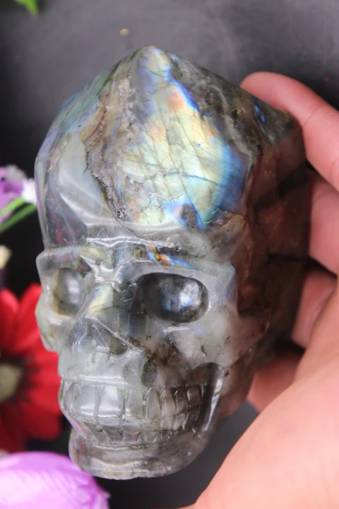 

643 grams of natural quartz crystal skull labradorite healing
