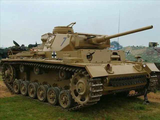 MT090 (6)