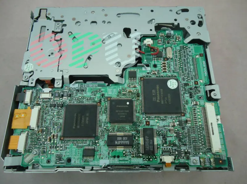 Clearance 100%Mercedes NTG4 6 DVD changer mechanism for COMAND NTG4 APS SAT HDD navigation audio C-Class W204 W212  X204 GLK SLS AMG C197 0