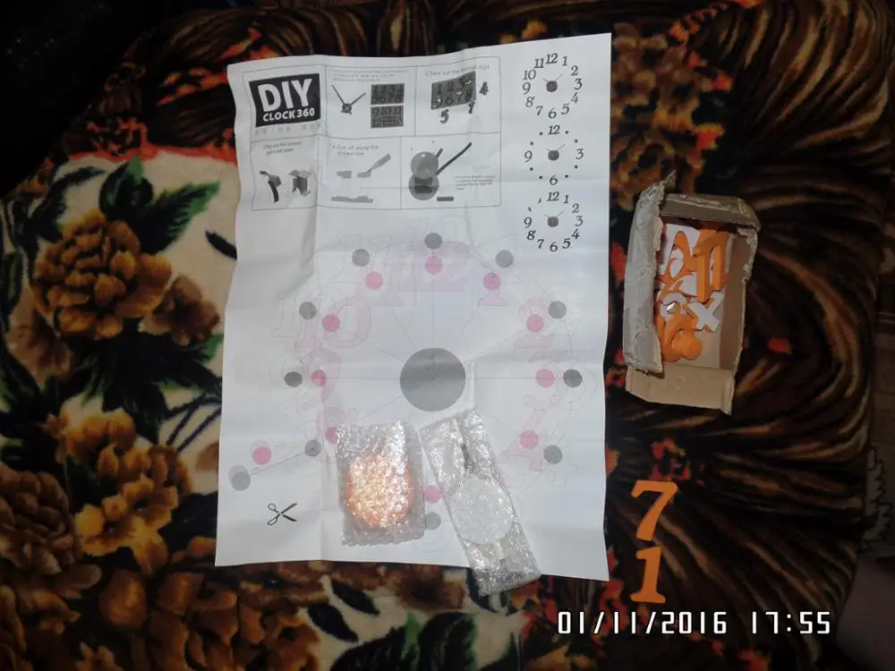 Заказала товар 13 октября, пришел 01 ноября. Трек не отслеживается, пока только распаковала, вешать буду завтра и сфотографирую, выложу. С продавцом не общалась. Спасибо продавцу за оперативность!