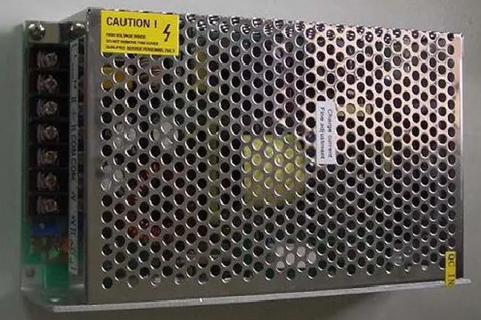 Зарядное устройство 12 V 5A(DSE5105D) с самым лучшим качеством