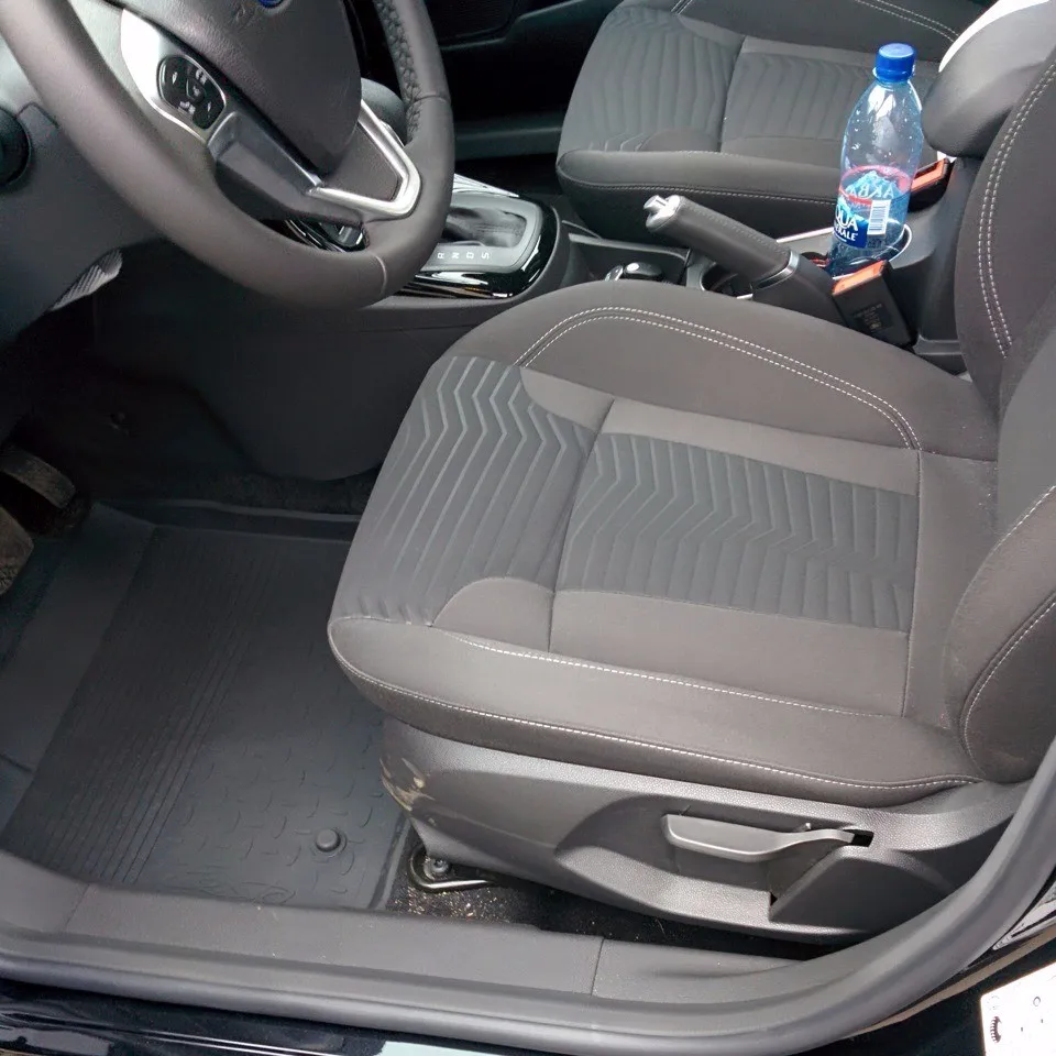 Резиновые коврики для Ford Fiesta(2008-) с высокими бортиками(Seintex 01073
