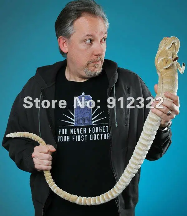 e56e_chestburster_plush_scale