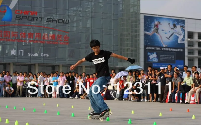 Colorful 12Pcs Skateboard Inline Roller Skating Agility Sport Cones Slalom