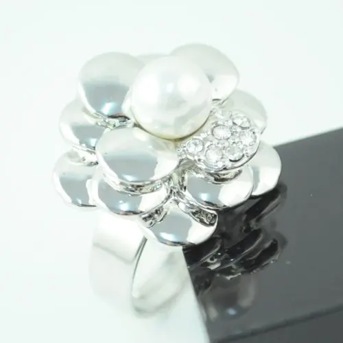 free shipping , flower rings with pearl in middle ,rhodium color 3 pcs/lot,rn-496