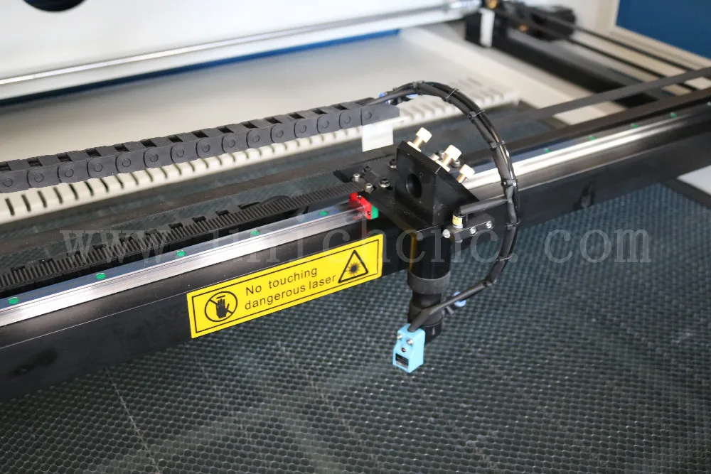UNICHCNC mdf CNC инструменты для резки лазерного станка лазерный станок для резки древесины co2 лазерный гравировальный станок