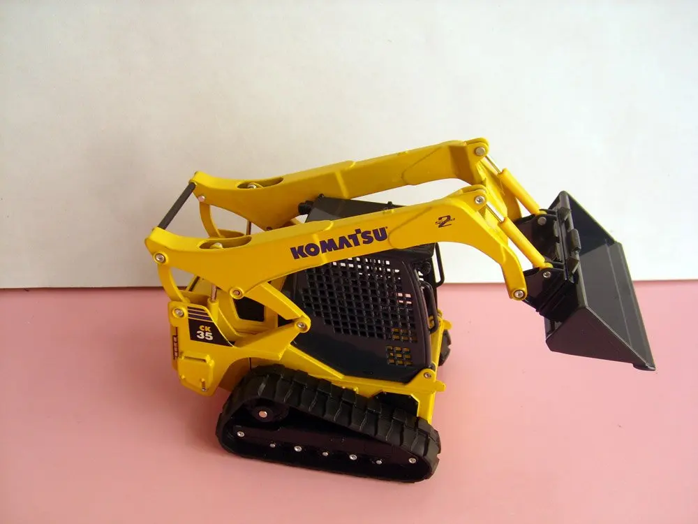 1:25 Komatsu CK35-1 компактный гусеничный игрушка погрузчик