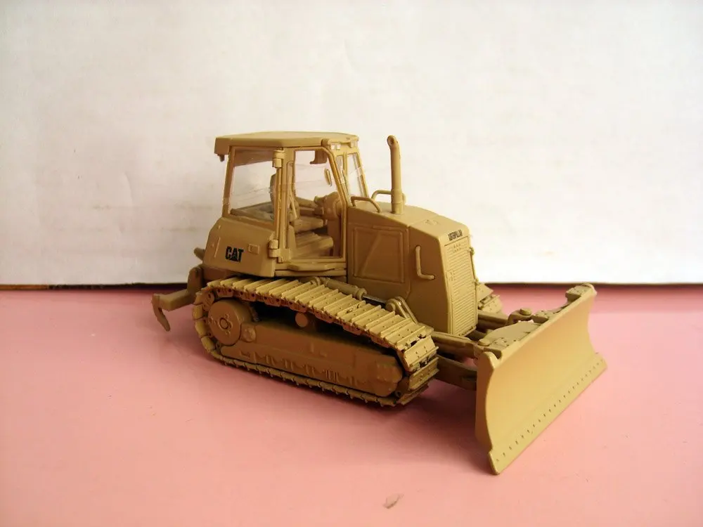 N-55253 1:50 кошка военный D6K гусеничный трактор игрушка
