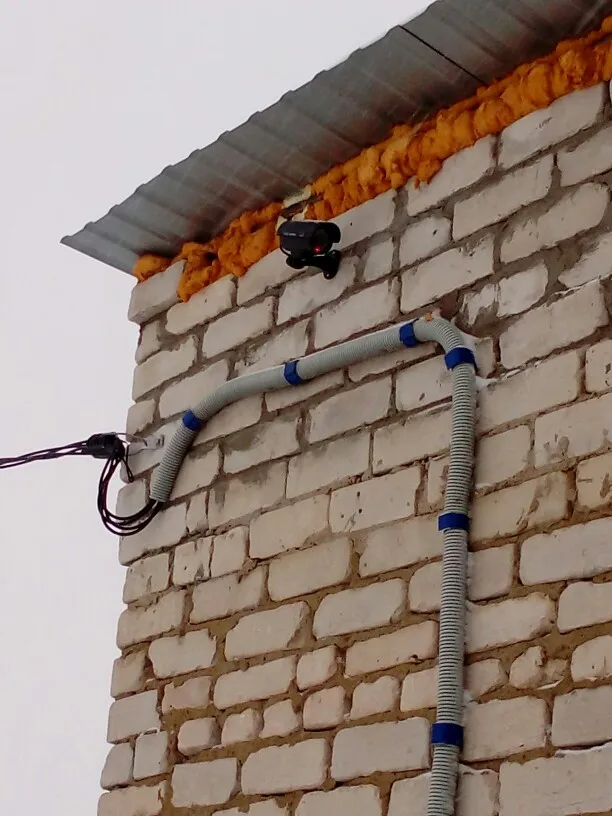 товаром доволен, описание точное, работает хорошо)только заказ шёл почти 2 месяца.