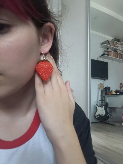 Серьги-клубнички за 119 руб. С Алиэкспресс