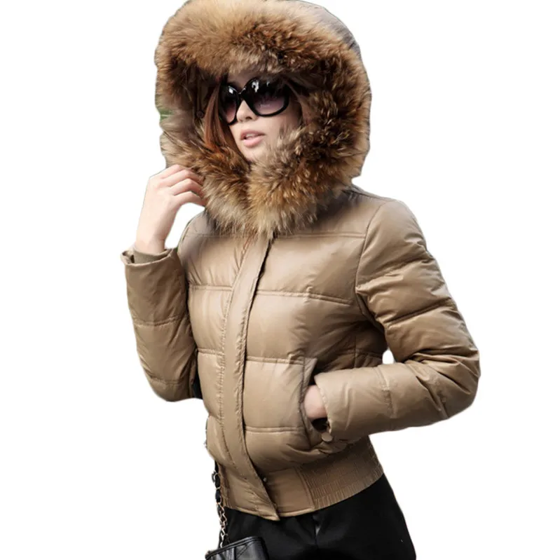 HIJKLNL Новая модная зимняя женская куртка из меха енота короткая пуховая куртка большого размера, натуральный мех воротник теплое зимнее пальто женские DX651 - Цвет: khaki