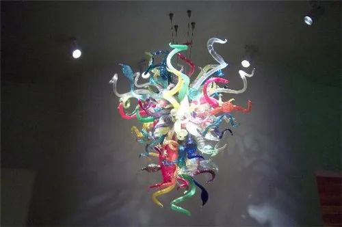 

Energy Saving Pretty Crystal LED Unique Designed Hand Blown Glass Tiffany Style Multi-Color Party Decoration Chandelier