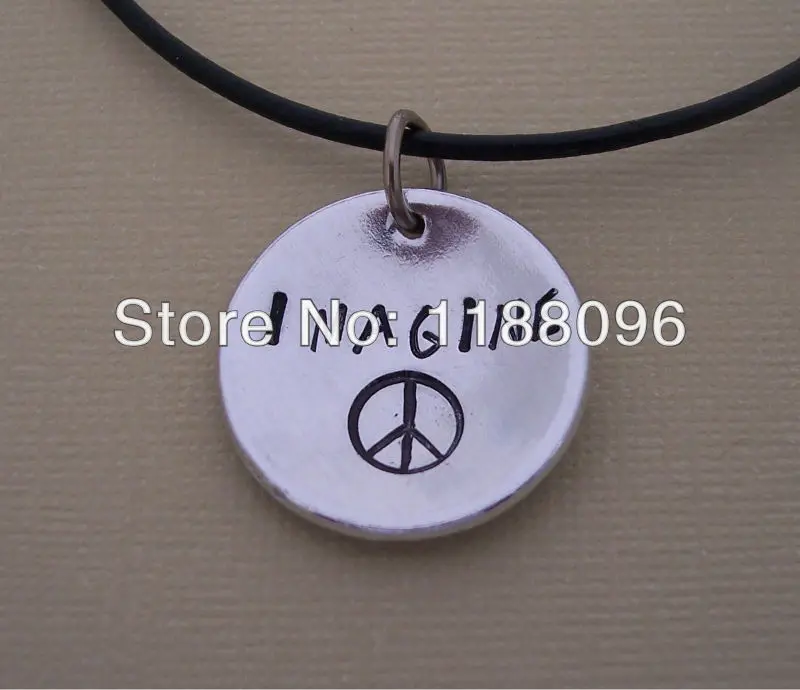 Мода черный кот бирки в форме лапы дешевые обычай Dog Tag Лидер продаж с отпечатками лап собаки адресники для собак дешевые спасения ярлыки для домашних животных hl80236