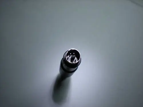 mini din plug 5 pin.jpg