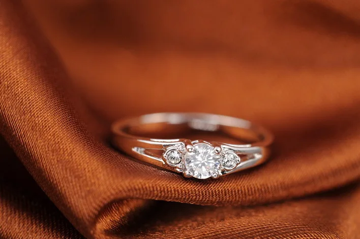 Новая распродажа бренд tracyswing кольца для женщин австрийского хрусталя медь золото Цвет Мода кольцо циркония# RG90671White