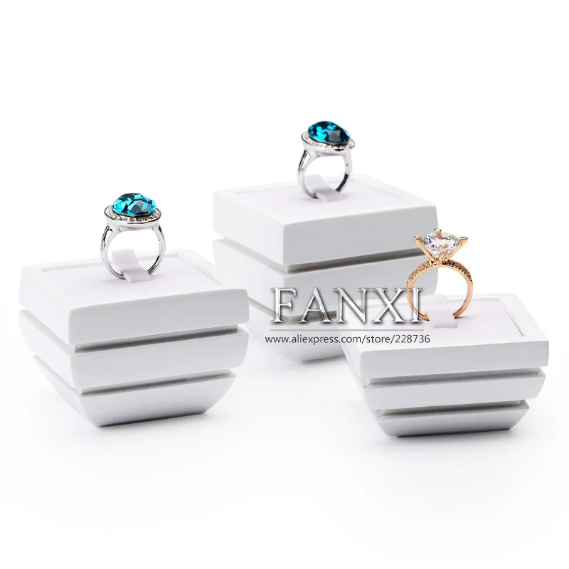  FANXI Creative Shape Jewelry Ring /Bracelet Display Holder wrapped with resin for ring/bracelet dis