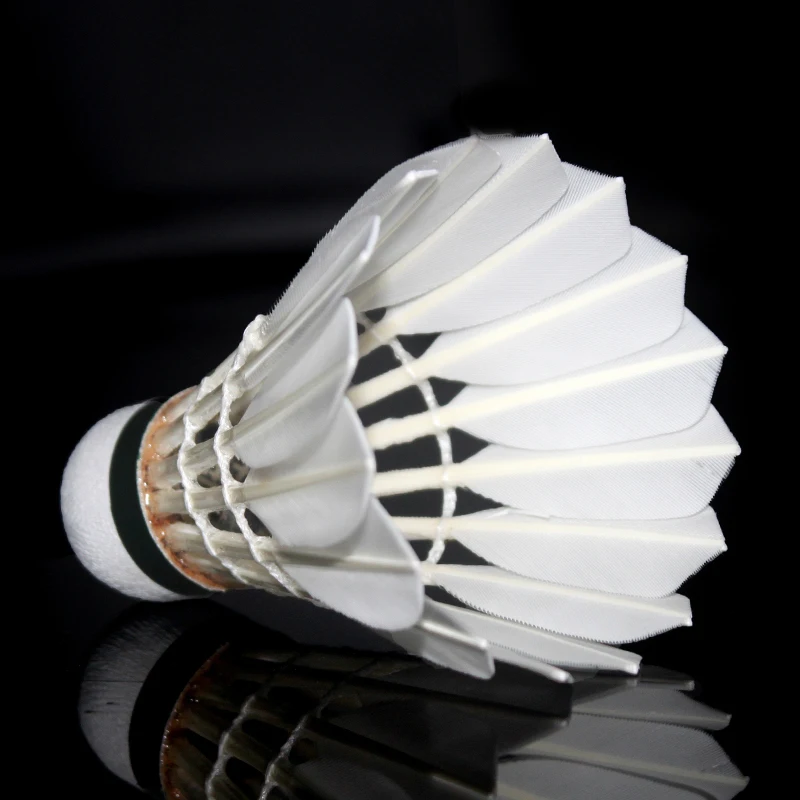 Kunli bádminton volantes KL-oro de grado superior de pluma de ganso volantes para el torneo internacional mejor durable mejor vuelo Kunli bádminton volantes KL-oro de grado superior de pluma de ganso volantes para el torneo internacional mejor durable mejor vuelo