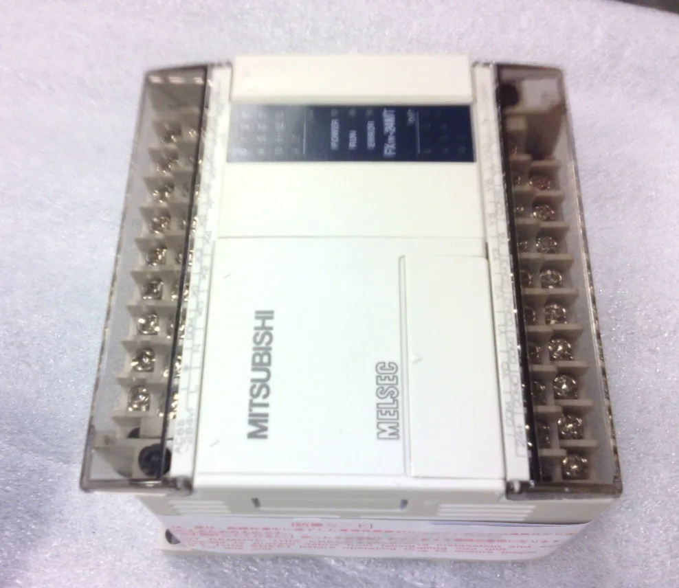 Mitsubishi FX1N-24MT контроллер движения с ЧПУ PLC может использовать для управления шаговой системой или сервосистемы управления легко и дешевле