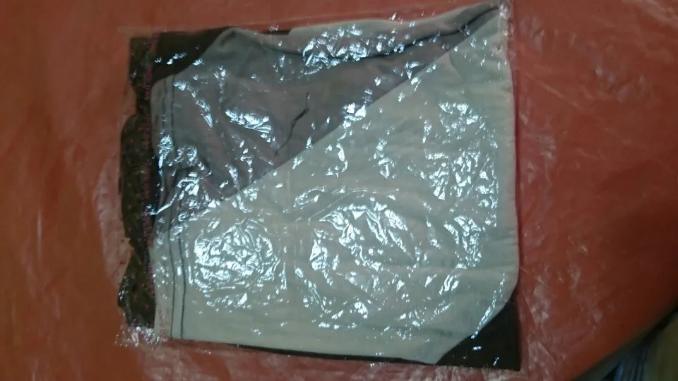 compre la talla xl es demasiado pequeňo. ya no
vuelvo a comprar deberían hacer las tallas como debe ser. parece talla s. yo uso talla xl y me queda bien.