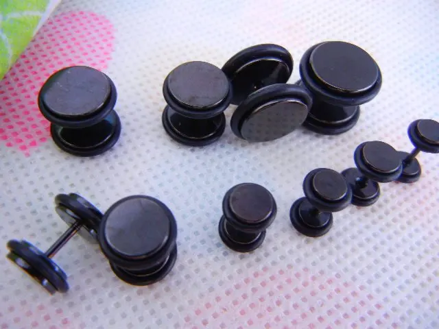 100pcs Free Shippment  Body Jewelry- Ear Stud Fake Ear Plug Cheat Illusion Ear Tapers & tunnels with two 