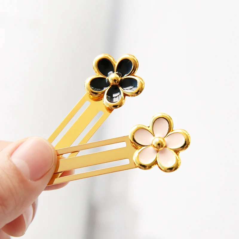

Small Daisy Planner Clips, Bookmark Pin Clips