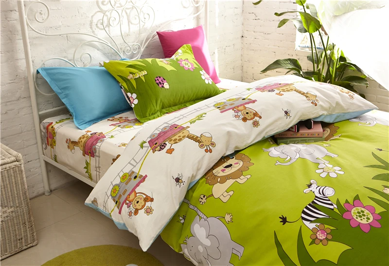 Bed Set With The Monkey From Lion King Bed Set With The Monkey From Lion King