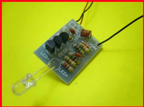 Бесплатная доставка! Электронная вспышка lightning/пакет электронной продукции Fun |