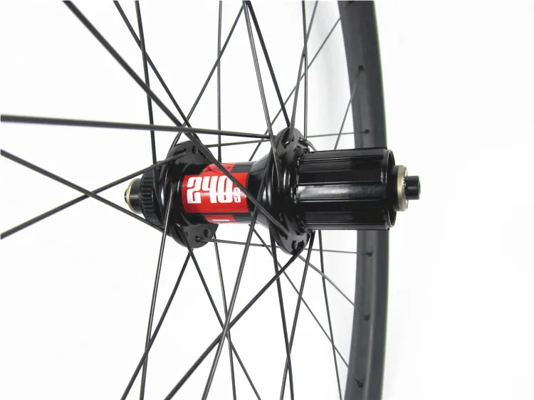 Центральный замок DT 240s QR ось и спицы Sapim cx ray 29er углеродная клинчерная колесная