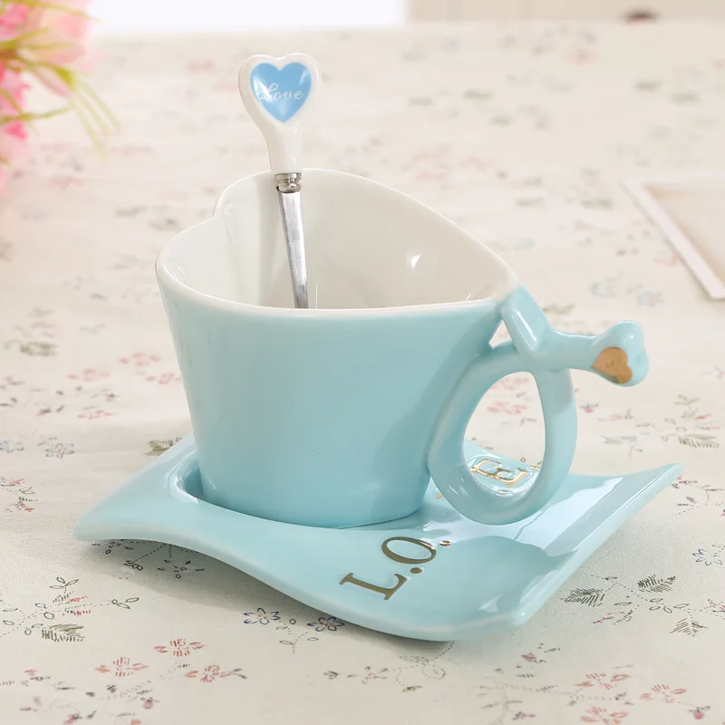 Meltset 1 набор в форме сердца керамическая кофейная чашка набор кофейная чашка+ блюдце+ ложка необычная чайная чашка набор для пары подарок на день Святого Валентина - Цвет: Light blue