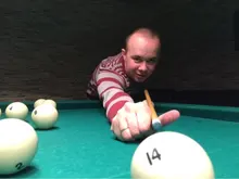 A***v