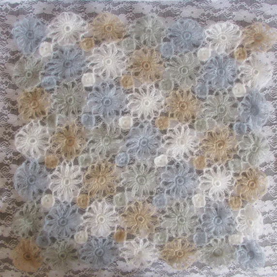 Вязаный детский кружевной Цветочный чепчик и обертывание, наряд для маленьких девочек, эластичная накидка для девочек, шляпа, корзина, слой ткани, одеяла для новорожденных, реквизит для фотографий