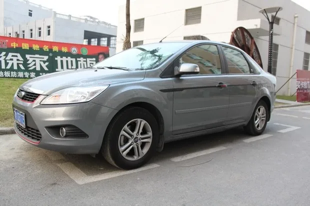 Автомобильные наклейки из углеродного волокна для фар для Ford Focus 2 MK2 2009-2011