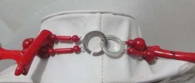 Красное Коралловое ожерелье ветка
