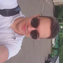 A***v