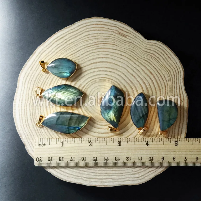 WT-P597 Wholesale Randomly shape raw stone labradorite pendant with gold dipped on edged